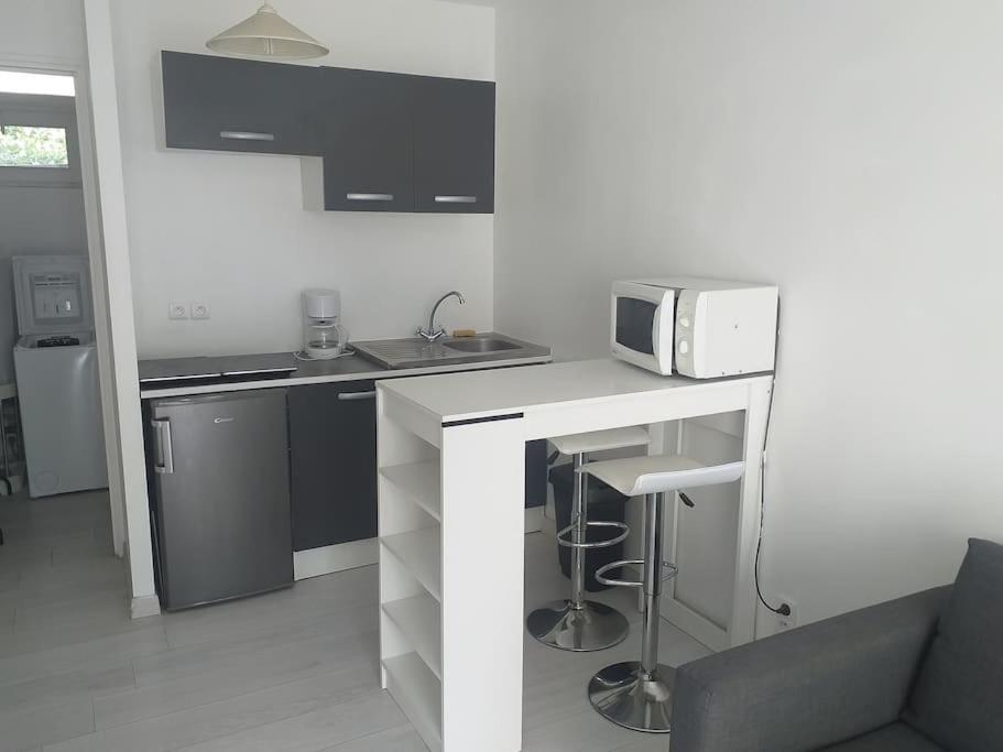 Studio Meuble Wifi A Proximite Du Tram 카스텔나우르레즈 외부 사진