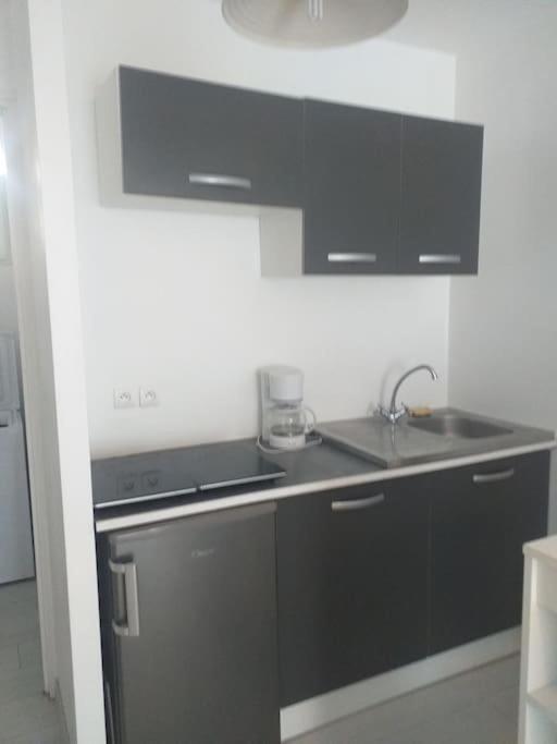 Studio Meuble Wifi A Proximite Du Tram 카스텔나우르레즈 외부 사진